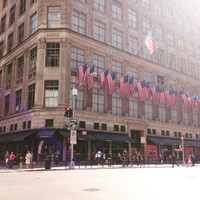 Saks 5th Avenue