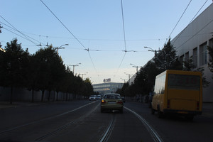 украина