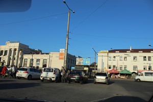 украина