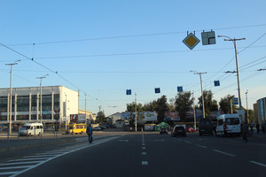 украина